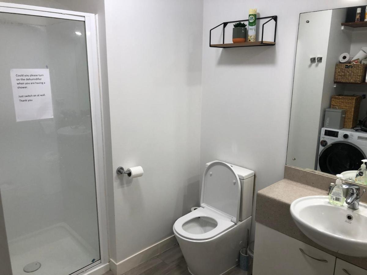 Cool Apartment, Central To Everything, Share With 2X Bulldogs Auckland Dış mekan fotoğraf